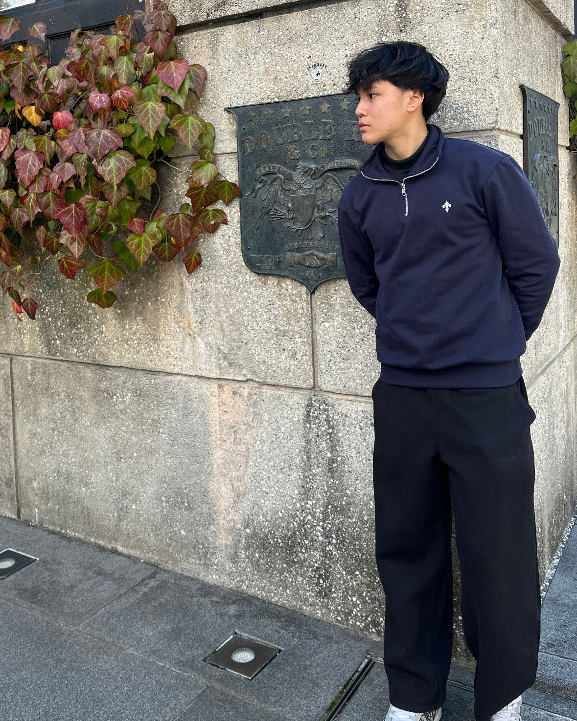 Loose Fit 1/4 Zip Pullover